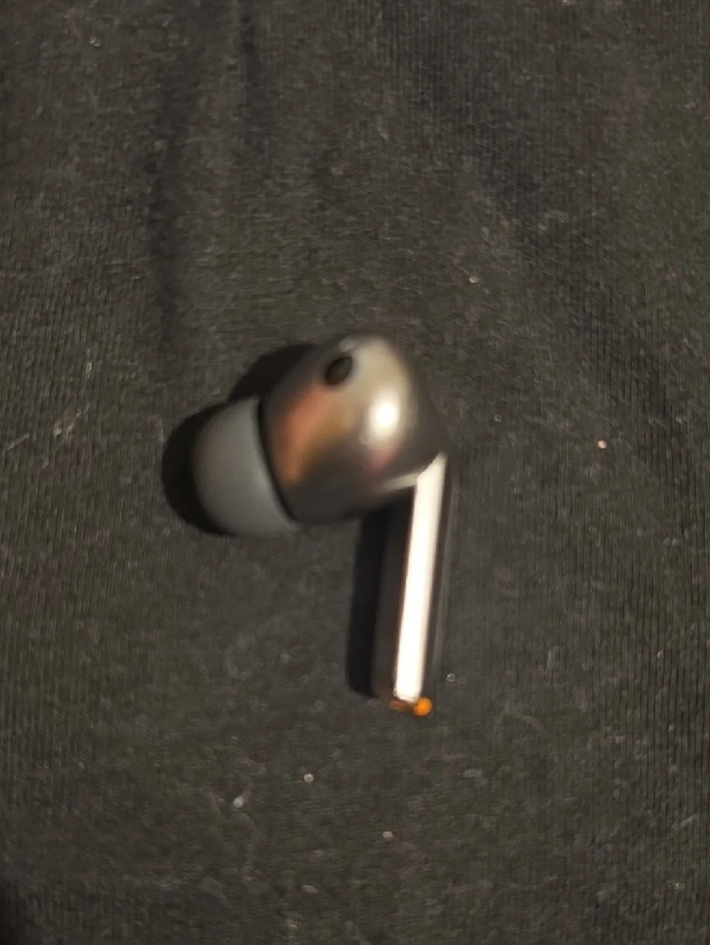 Samsung Silver True Wireless Earbud Charging Case with Clear Top